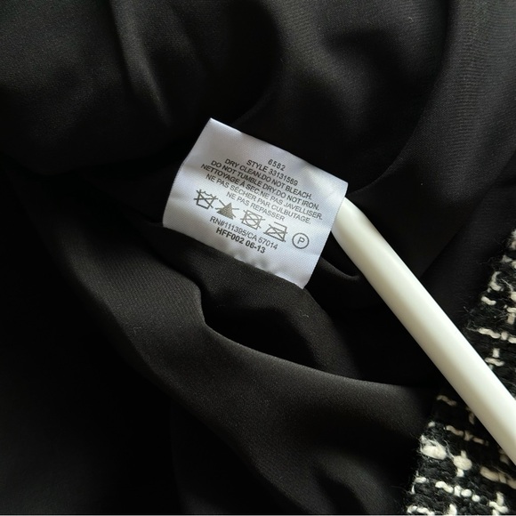 TORY BURCH Gorgeous Daria Faux Patent Leather Houndstooth Black Cropped Blazer - Picture 5 of 6